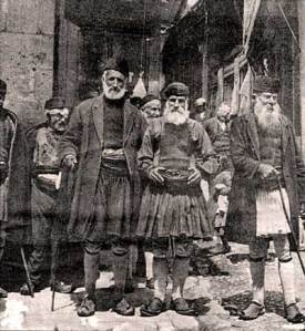 Γέροντες Τρίπολη 1900. Αρχείο: Ν. Γρηγοριάδη.