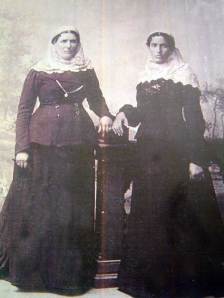 Κρανιδιώτικη παραδοσιακή τοπική φορεσιά