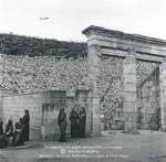 Τα κορίτσια του χορού, Ιούνιος 1955, εν&nbsp;αναμονή.