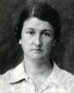 Ελένη Γ. Καραμούντζου – Παπαγεωργίου. Η πρώτη καρυώτισσα δασκάλα.  