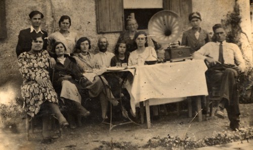 Οικογένεια Κιωτών.