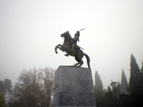 Ο έφιππος Κολοκοτρώνης στην Τρίπολη 