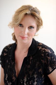 Κατερίνα Ζαχαροπούλου 