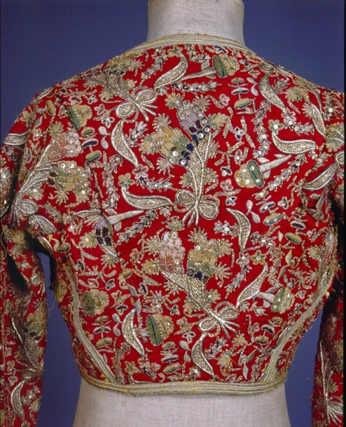 «Κοντογούνι» από  τούρκικο «αντερί» για τη φορεσιά «Αμαλία» Πελοπόννησος (;). Mέσα 19ου αιώνα  