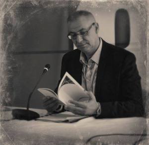 Δημοσθένης Δαββέτας 