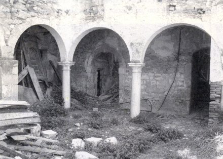 Ενετικό κτίριο εσωτερική στοά.