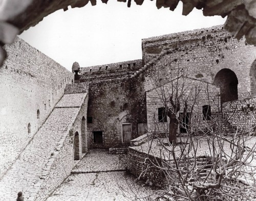 Το οχυρό του Αγίου Ανδρέου. Φρουραρχείο. Forte di S. Girardo των Βενετσιάνων, και Dizdar tabya των Τούρκων.