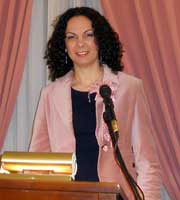 Η Ελένη Λεζέ στο βήμα του «Δαναού», 8 Μαρτίου 2015. 