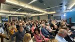 Κατάμεστη η αίθουσα εκδηλώσεων της&nbsp;ΕΣΗΕΑ
